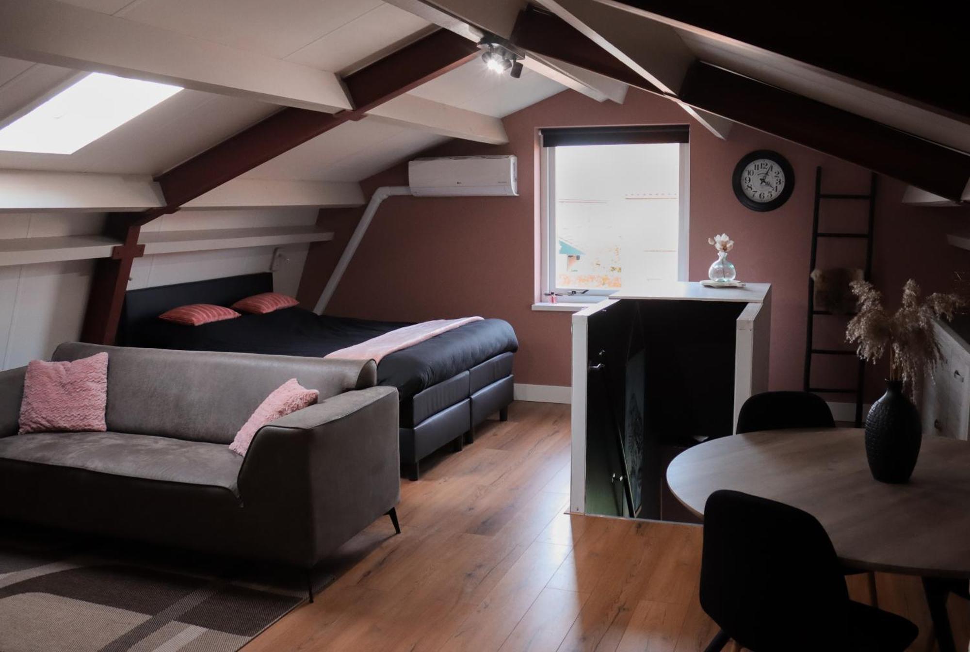 Schoonrewoerd B&B De Kalverschuur מראה חיצוני תמונה